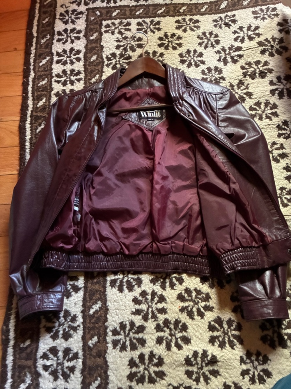 WINLIT Vintage Women's Burgundy Genuine Leather Bomber Jacket - Picture 2 of 6